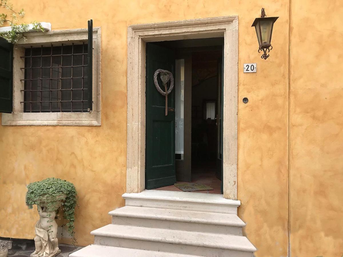 Le Stanze Di Joe Villa Valeggio sul Mincio Eksteriør bilde